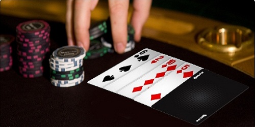 giocare a poker